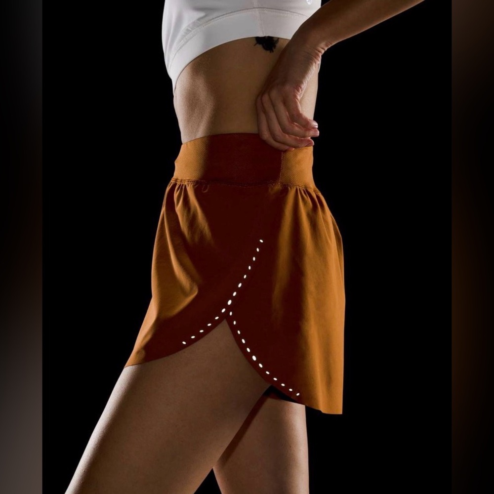 Lululemon Find Your Pace High-Rise Lined Short 3" in Butternut Brown - size 4